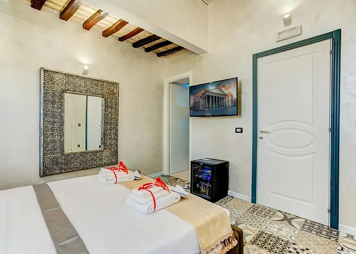 Hub Pantheon 4* Roma